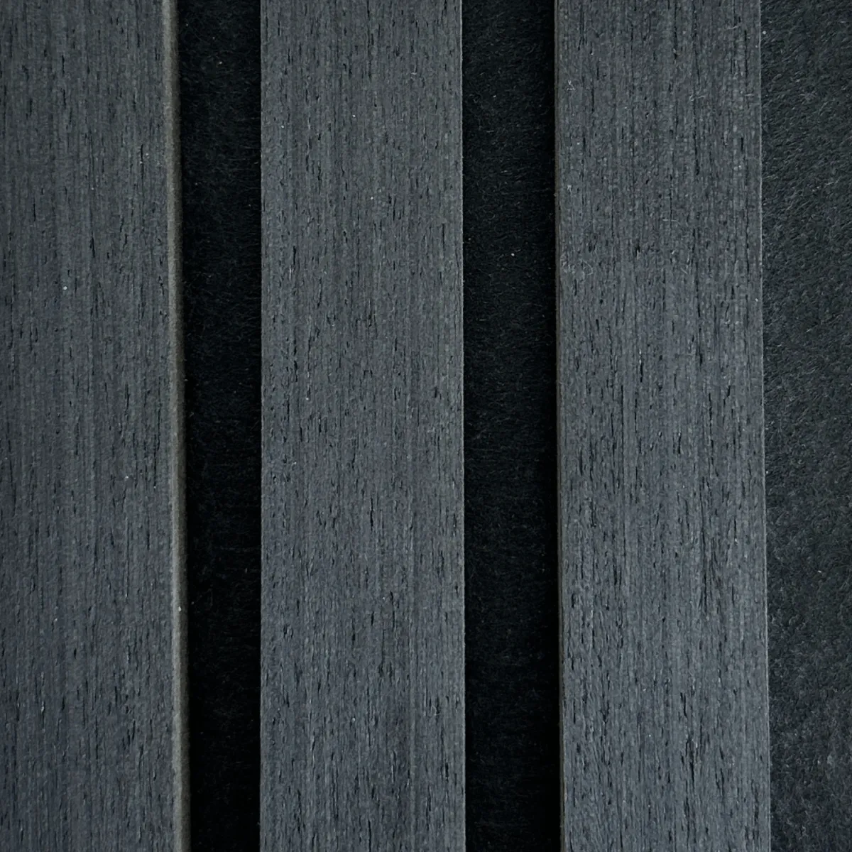 Nimara Akustikpanel prøve i sort egefiner 150 x 120 mm* Alle Akustikpaneler