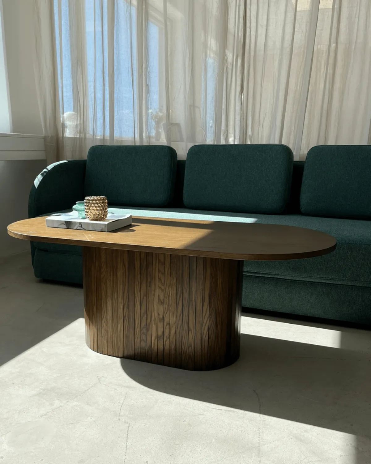 Nimara Bobby - Oval sofabord 120x55x45 cm Røget Eg* Sofaborde