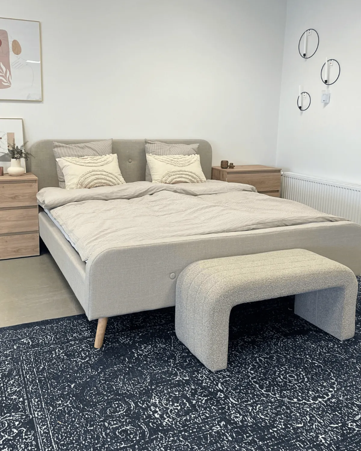 Nimara Christian sengeramme i beige 140x200 cm ekskl. sengelameller og madrasser* Sengerammer|Alle Senge
