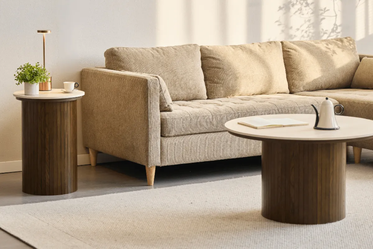 Nimara Enzo sidebord i stenbordplade med røget eg lamelfod Ø40 cm* Hjørneborde & Sengeborde|Hjørneborde & Sengeborde