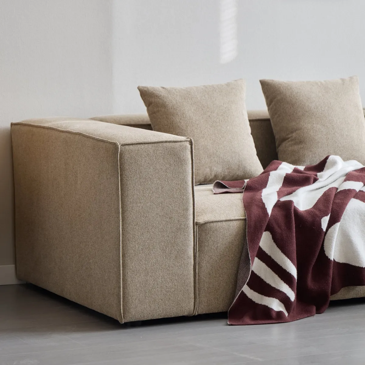 Nimara Hailey - Højrevendt chaiselong modulsofa i sand med 2 moduler L: 294 X D: 148 X H: 65 cm* Sofaer