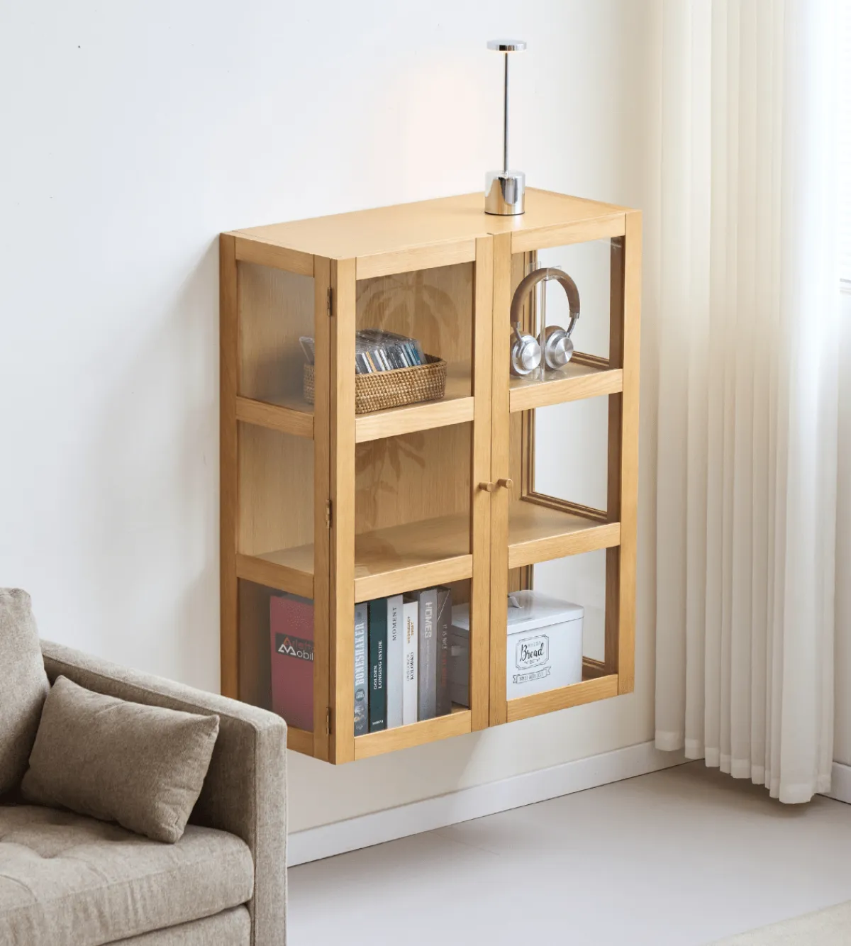 Nimara Havana væghængt vitrineskab i eg 100x80x35 cm* Vitrineskabe|Vitrineskabe