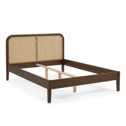 Nimara Jamie sengeramme i røget eg med sengegavl i rattan flet 140x200 cm* Sengerammer|Alle Senge