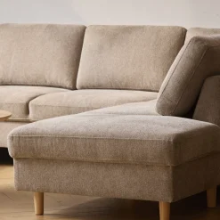 Nimara Jennifer venstrevendt u-sofa i sand med chaiselong - L: 300 x D: 208 x H: 82 cm* Sofaer
