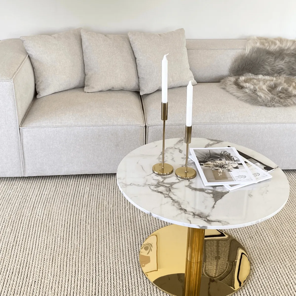 Nimara Lazio rundt sofabord i hvid marmor look med guld/messing ben Ø70 cm* Sofaborde