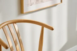 Nimara Lizzie spisebordsstol i bøg med polstret sæde i beige* Spisebordsstole
