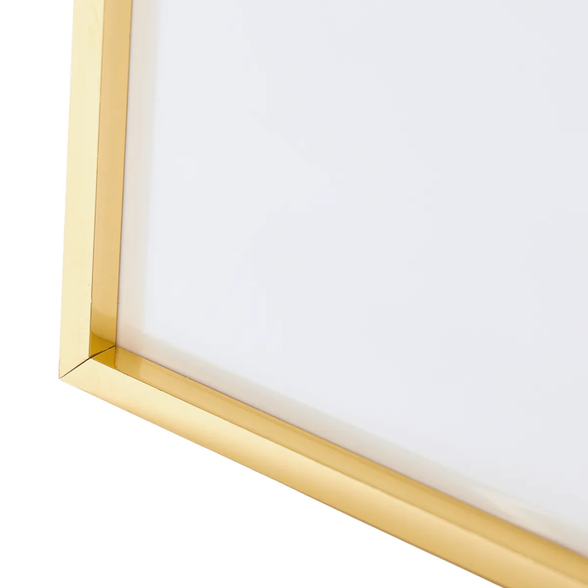 Nimara Lyra Billedramme 30x40 cm guld* Billedrammer