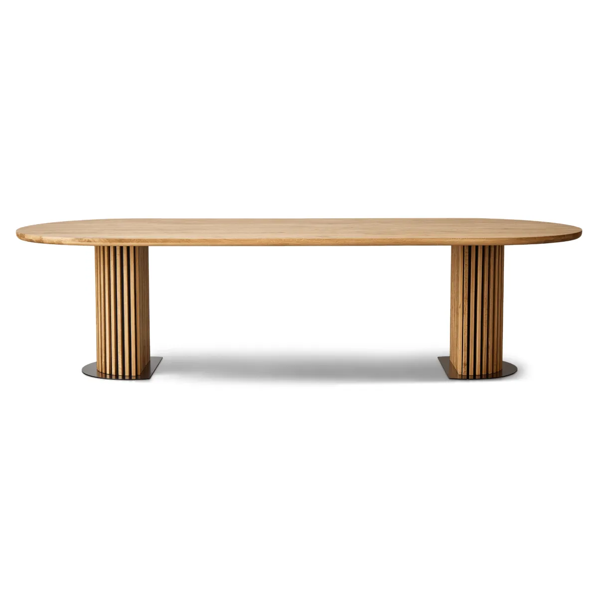 Nimara Matteo - Plankebord med lamelfod i olieret/natur massiv eg 300x120x77 cm* Spiseborde