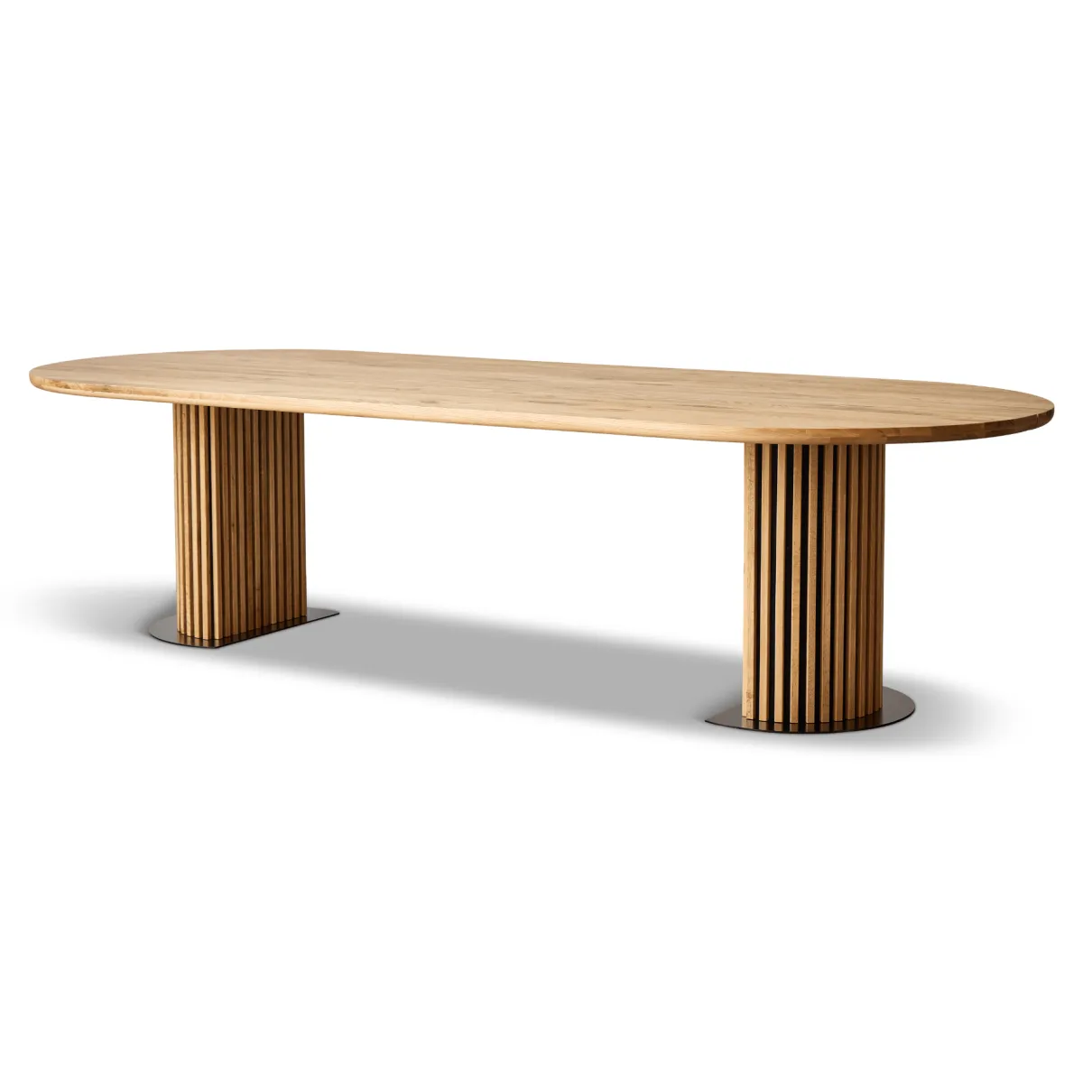 Nimara Matteo - Plankebord med lamelfod i olieret/natur massiv eg 300x120x77 cm* Spiseborde