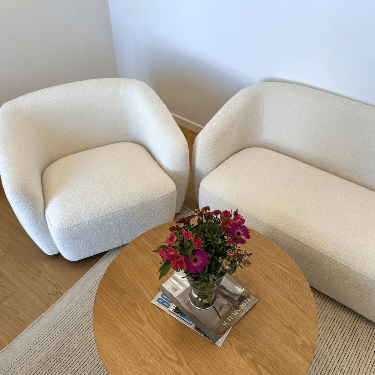 Nimara Melisa - 2 personers sofa i hvid boucle L: 173 x D: 84 x H: 66 cm* Sofaer|Sofaer