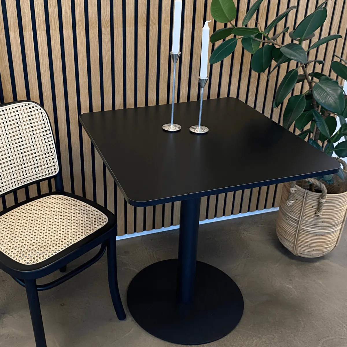 Nimara Stacey cafebord - 70 x 70 cm - Sort/Sort* Spiseborde